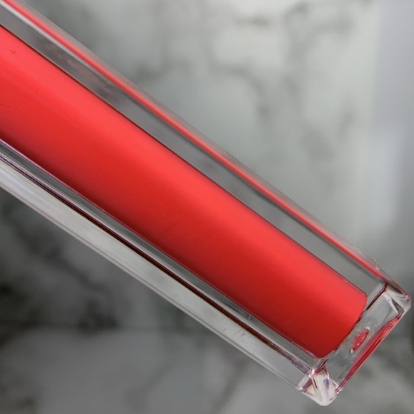 New VALENCIA NARS FULL VYNL LIP LACQUER - Picture 4 of 11